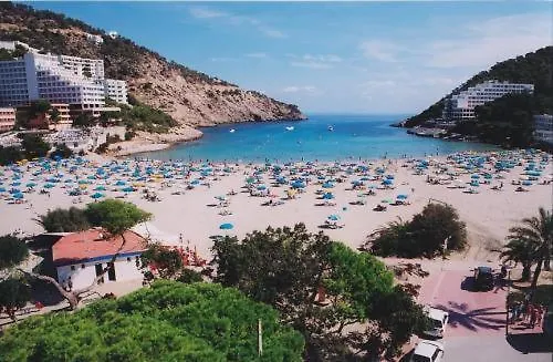 Apartamentos Cala Llonga Playa Cala Llonga (Ibiza)