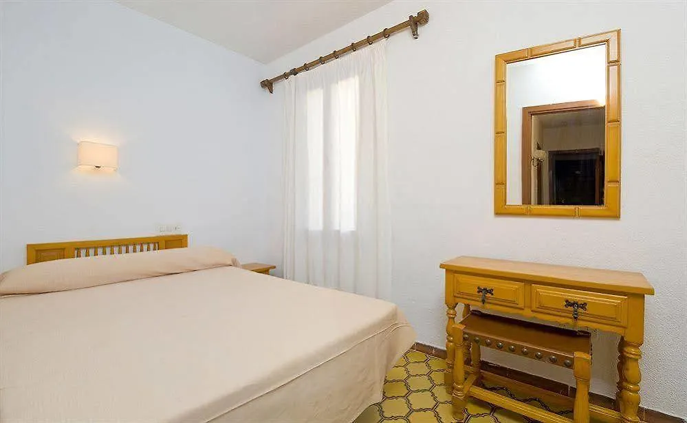 Apartment Apartamentos Cala Llonga Playa