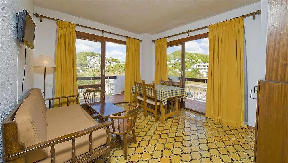 Appartement Apartamentos Cala Llonga Playa Spanje