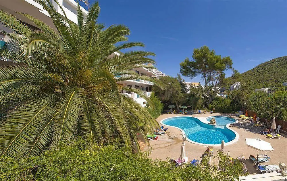 Apartamentos Cala Llonga Playa